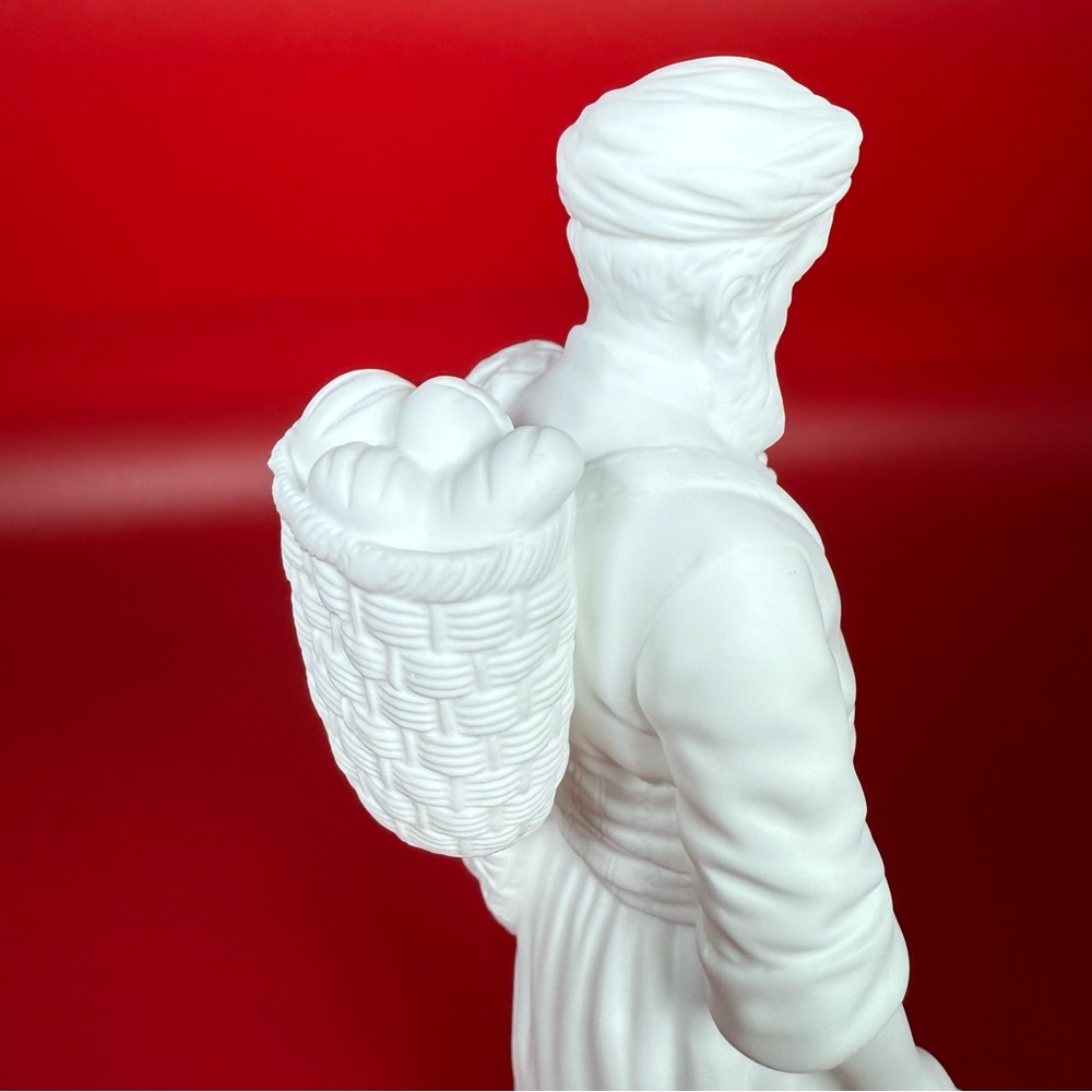 Lenox Nativity Fisherman Figurine White Porcelain Christmas Village Figure - Picture 11 of 12